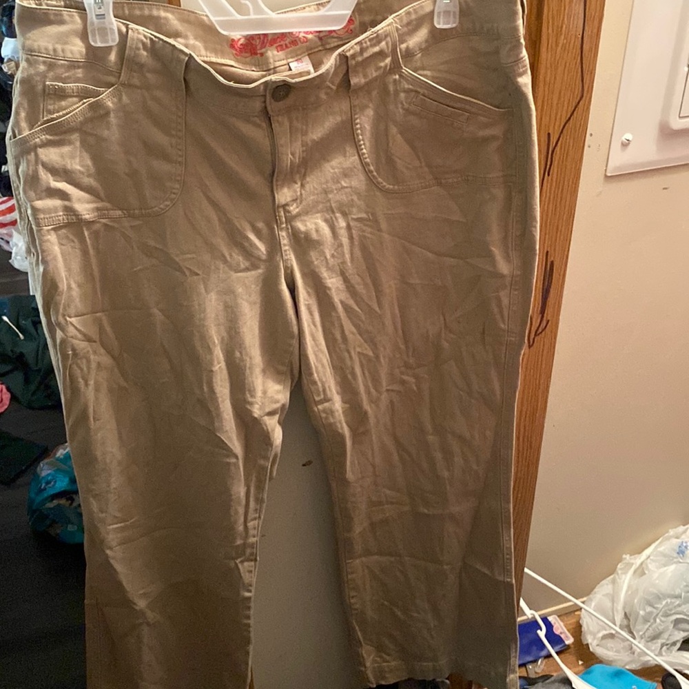 Women’s pants